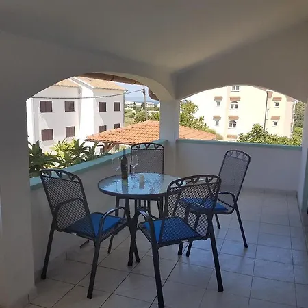Apartments For Families With Children Lopar, Rab - 10402 Exterior photo